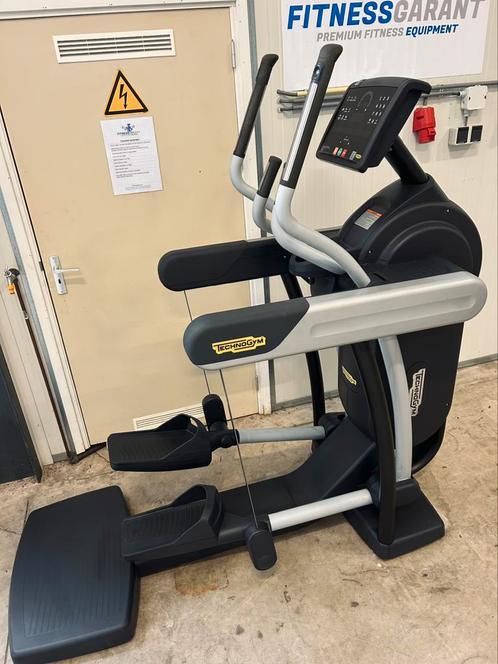 Technogym Vario Excite+ 1000 LED Crosstrainer /Stepper Black, Sport en Fitness, Fitnessmaterialen, Overige typen, Ophalen of Verzenden