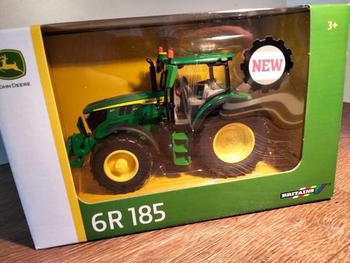 Te koop Britains John Deere 6R 185 ., Hobby en Vrije tijd, Modelauto's | 1:32, Nieuw, Tractor of Landbouw, Britains, Ophalen of Verzenden