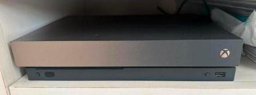 Xbox One X 1TB Gold Rush + GTA + Razer Controller (bekabeld), Spelcomputers en Games, Spelcomputers | Xbox One, Zo goed als nieuw