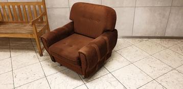 Vintage fauteuil bruin ribstof 125 euro