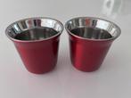 Twee mooie espresso kopjes rood metaal van Nespresso!, Ophalen of Verzenden, Zo goed als nieuw, Overige stijlen, Kop(pen) en/of Schotel(s)