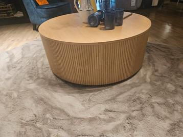 SALONTAFEL ROUND 100CM X100CM VAN €1299 NU €439,-  beschikbaar voor biedingen
