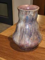 Mooie berbas reflet metallique vaas porceleyne fles., Ophalen
