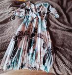 Elegante zomer jurk, Ophalen of Verzenden, Zo goed als nieuw, Wit, Onder de knie