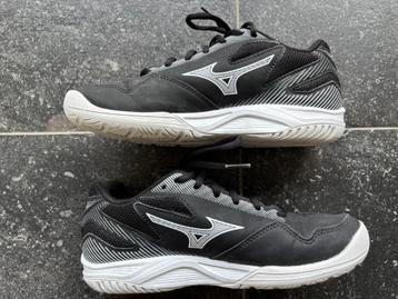 Zaalhockeyschoenen Mizuno 38 beschikbaar voor biedingen