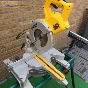Afkortzaag  DW 777 QS beschikbaar voor biedingen