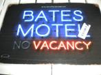 Metalen Bordje Bates Motel 30 x 20 cm, Bordje, Ophalen of Verzenden, Zo goed als nieuw