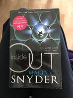 Inside out - Maria V Snyder, Boeken, Ophalen of Verzenden, Gelezen