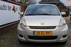 Daihatsu SIRION 1.0i 12V Premium, Voorwielaandrijving, Gebruikt, 750 kg, Beige