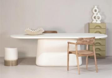 Beton Cire Eettafel Giga Meubel - Beige - 240x100 beschikbaar voor biedingen