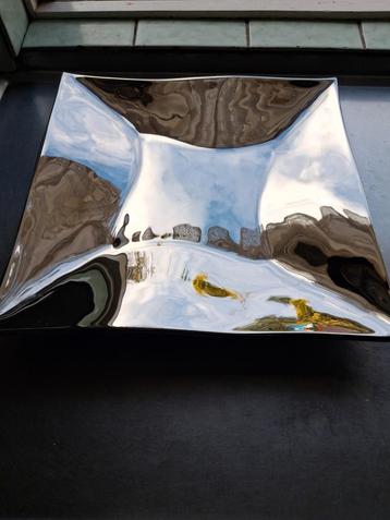 Stijlvolle Schaal beschikbaar voor biedingen