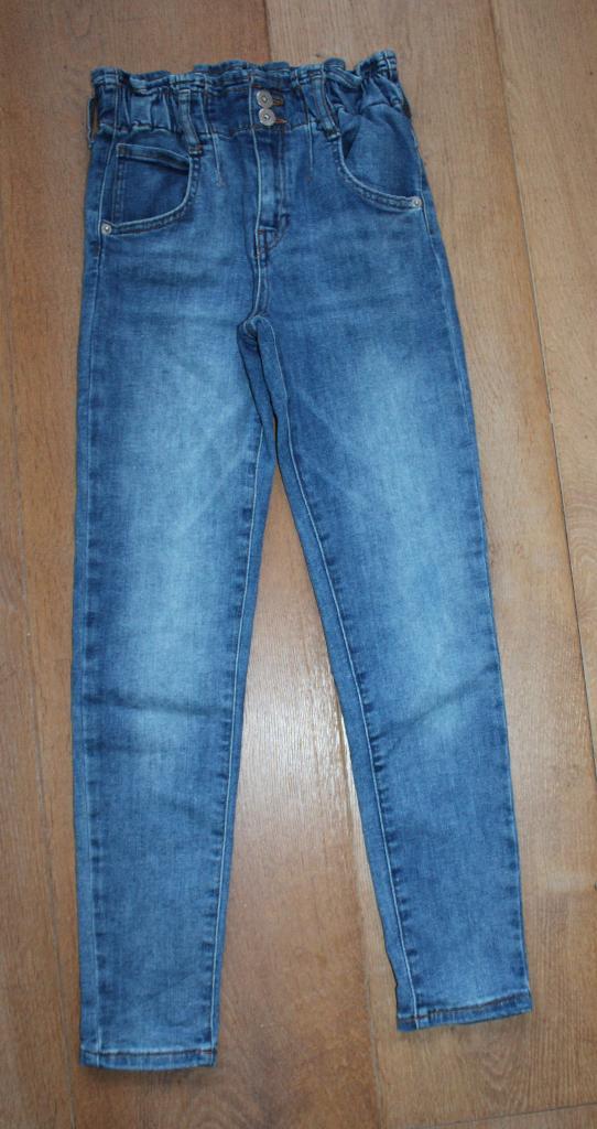 Spijkerbroek van JM 152, Kinderen en Baby's, Kinderkleding | Maat 152, Gebruikt, Meisje, Broek, Ophalen of Verzenden