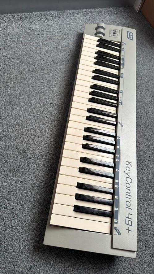 ESI KeyControl 49+ MIDI Keyboard, Muziek en Instrumenten, Midi-apparatuur, Zo goed als nieuw, Ophalen of Verzenden