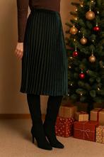 Donkergroene fluwelen rok – Zara – maat M, Kleding | Dames, Rokken, Ophalen of Verzenden, Zo goed als nieuw, Groen, Onder de knie