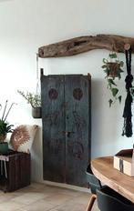 19e eeuwse Nepalese deuren, Ophalen