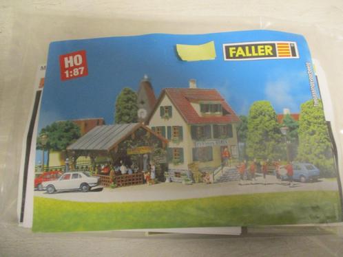 Faller Pension Baren no 130269, Hobby en Vrije tijd, Modeltreinen | H0, Nieuw, Brug, Tunnel of Gebouw, Overige merken, Ophalen
