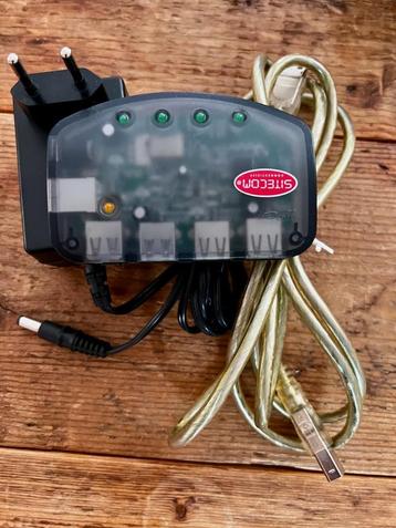 Diverse Computeronderdelen; USB Hub, WiFi kaart, Wacom beschikbaar voor biedingen