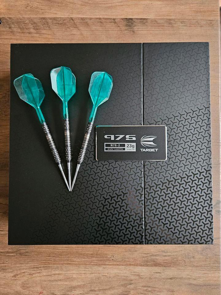 Target N75-2 darts 23 gram., Sport en Fitness, Darts, Zo goed als nieuw, Pijlen, Ophalen