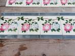 29 stuks art nouveau tegels met prachtige rozenrand, Antiek en Kunst, Ophalen
