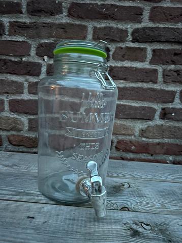 Glazen water / limonade tap beschikbaar voor biedingen