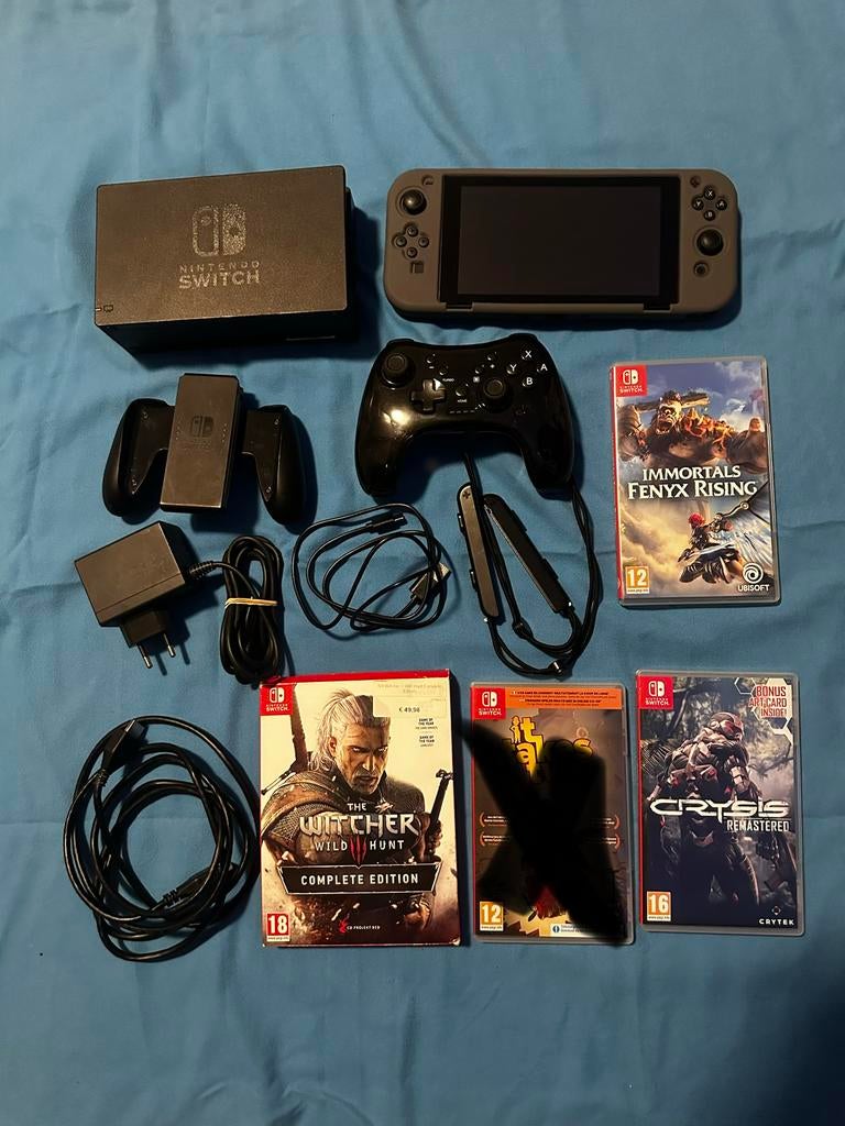Nintendo Switch Compleet Pakket met Games & Extra's, Spelcomputers en Games, Games | Nintendo Switch, Gebruikt, Eén computer, 3 spelers of meer