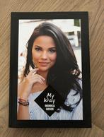 My Way - Monica Geuze Biografie, Boeken, Ophalen of Verzenden, Zo goed als nieuw, Film, Tv en Media