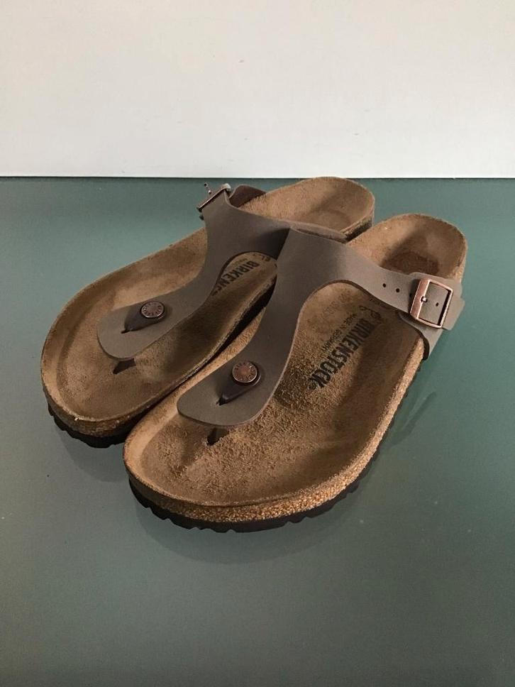 Birkenstock Gizeh 40 bruin | Nieuw | Gratis verzenden, Kleding | Dames, Schoenen, Nieuw, Slippers, Bruin, Verzenden