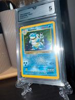 1999 Blastoise #2 base set - holo slab, Hobby en Vrije tijd, Verzamelkaartspellen | Pokémon, Ophalen of Verzenden, Zo goed als nieuw