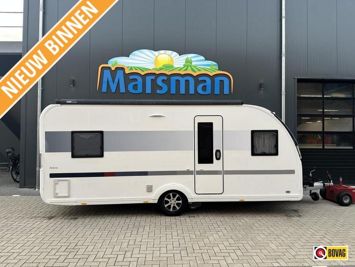 Adria Adora 522 UP Compleet - Black Pakket, Caravans en Kamperen, Caravans, tot en met 4, 1250 - 1500 kg, Rondzit, Adria, Frans bed