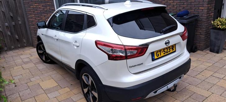 Nissan Qashqai 1.2 Dig-t 85KW 2WD 2015 Wit, Auto's, Nissan, Particulier, Qashqai, 360° camera, ABS, Achteruitrijcamera, Airbags