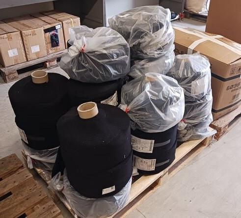 Molton doek afrok 60m theaterdoek zwart podium podiumdelen, Hobby en Vrije tijd, Feestartikelen | Verhuur, Nieuw, Overige, Ophalen of Verzenden