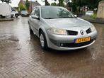 Renault Mégane 1.6 16V 2007 Grijs, Voorwielaandrijving, Stof, 625 kg, 4 cilinders
