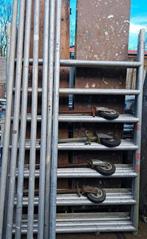 Te koop klus steiger werkhoogte 5.20 meter, Ophalen, Gebruikt, Rolsteiger of Kamersteiger, 5 meter of hoger
