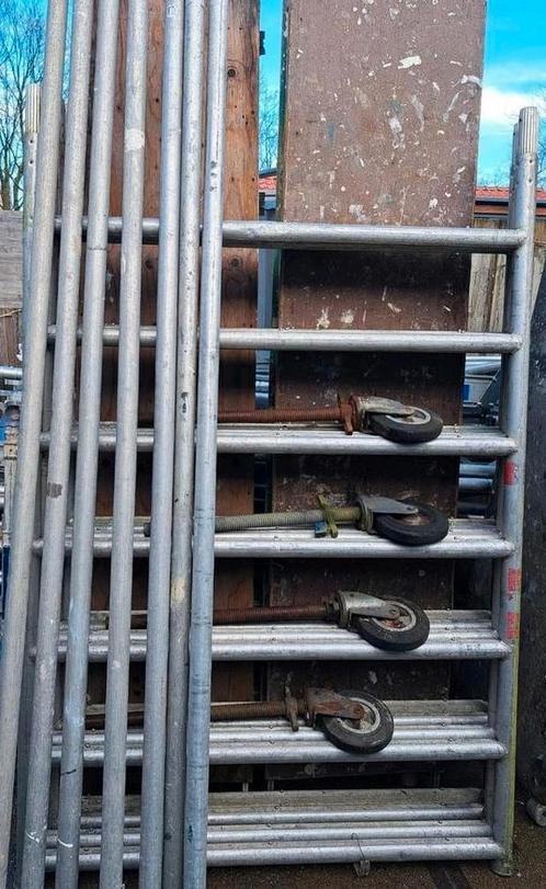 Te koop klus steiger werkhoogte 5.20 meter, Doe-het-zelf en Verbouw, Steigers, Gebruikt, Rolsteiger of Kamersteiger, 5 meter of hoger