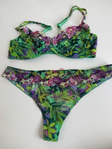 Lise Charmel Lingerieset E75/44 beschikbaar voor biedingen