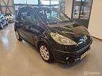 Peugeot 1007 1.4 Gentry Automaat/airco, 4 cilinders, 4 stoelen, Zwart, Origineel Nederlands