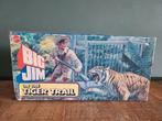 Big Jim on the Tiger Trail - incl doos en toebehoren, Verzamelen, Gebruikt, Ophalen of Verzenden, Pop