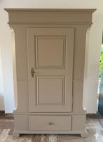 Mooie antieke stevige kast zoekt nieuw kleurtje, Ophalen, Gebruikt, Minder dan 150 cm, 150 tot 200 cm