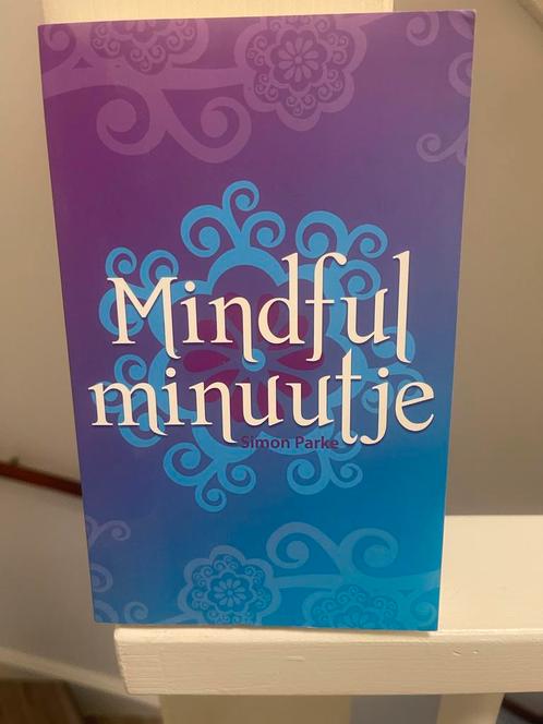 Mindful Minuutje - Simon Parke, Boeken, Esoterie en Spiritualiteit, Zo goed als nieuw, Achtergrond en Informatie, Spiritualiteit algemeen