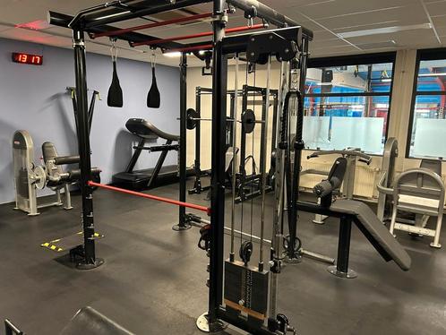 Gym 80 Iron Cube Krachtstation, Sport en Fitness, Fitnessapparatuur, Gebruikt, Krachtstation, Armen, Benen, Borst, Buik, Rug, Metaal