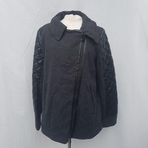 Stoere zwarte dames winterjas.50%wol Mt 38. Merk Concept K, Kleding | Dames, Jassen | Winter, Zo goed als nieuw, Maat 38/40 (M)
