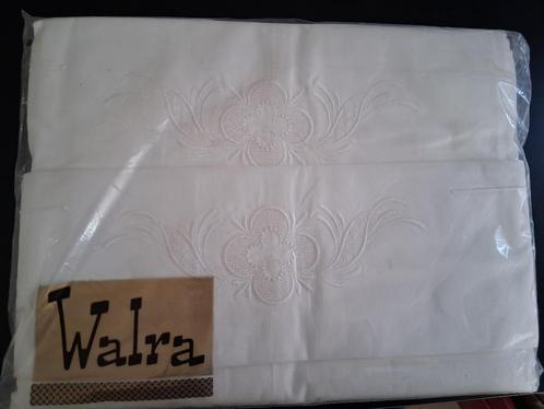 Vintage WALRA lakenset wit borduur nieuw *eureka*, Antiek en Kunst, Antiek | Kleden en Textiel, Ophalen of Verzenden