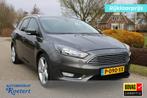 Ford FOCUS 1.0 Titanium 125pk ECC/Cruise/Bluetooth/Trekhaak, Auto's, 125 pk, Gebruikt, Euro 6, Met garantie (alle)
