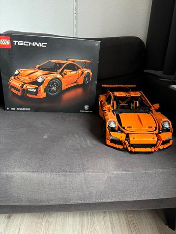 Lego technic sets : 42056 , 42115 , 42143 , 42173 beschikbaar voor biedingen