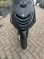 Zip scooter E5 4t 2022 + lage km stand!!, Fietsen en Brommers, Scooters | Piaggio, Ophalen, Zo goed als nieuw