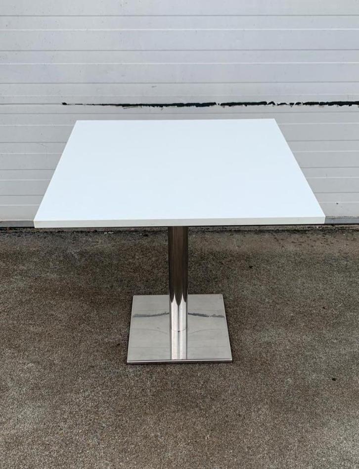 7 stuks horeca restaurant tafels 70x70 cm rvs tafelpoot, Antiek en Kunst, Antiek | Meubels | Tafels, Ophalen