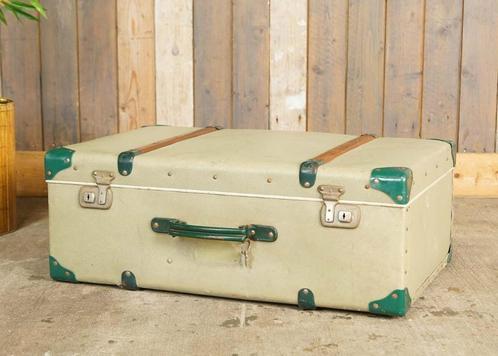 Oude stoere zachtgroene brocante koffer met houten banden, Antiek en Kunst, Curiosa en Brocante, Ophalen of Verzenden