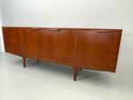 Vintage dressoir McIntosh, Huis en Inrichting, Kasten | Dressoirs, Verzenden, Zo goed als nieuw, 25 tot 50 cm, 150 tot 200 cm