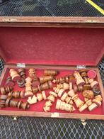 Vintage Schaakspel met Houten Kist, Gebruikt, Een of twee spelers, Onbekend, Ophalen of Verzenden