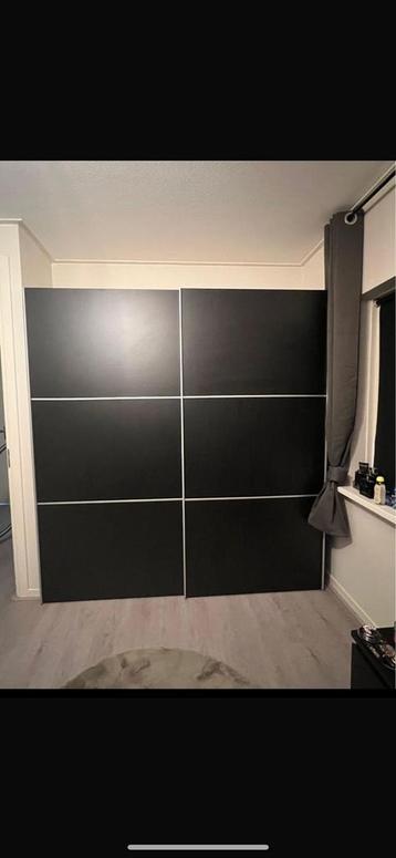 Kledingkast met schuifdeuren zsm ophalen